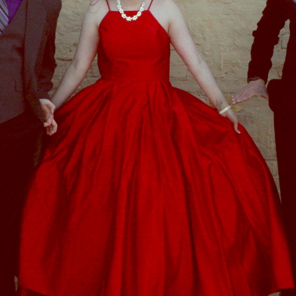 Red Prom Dress ❤️❤️